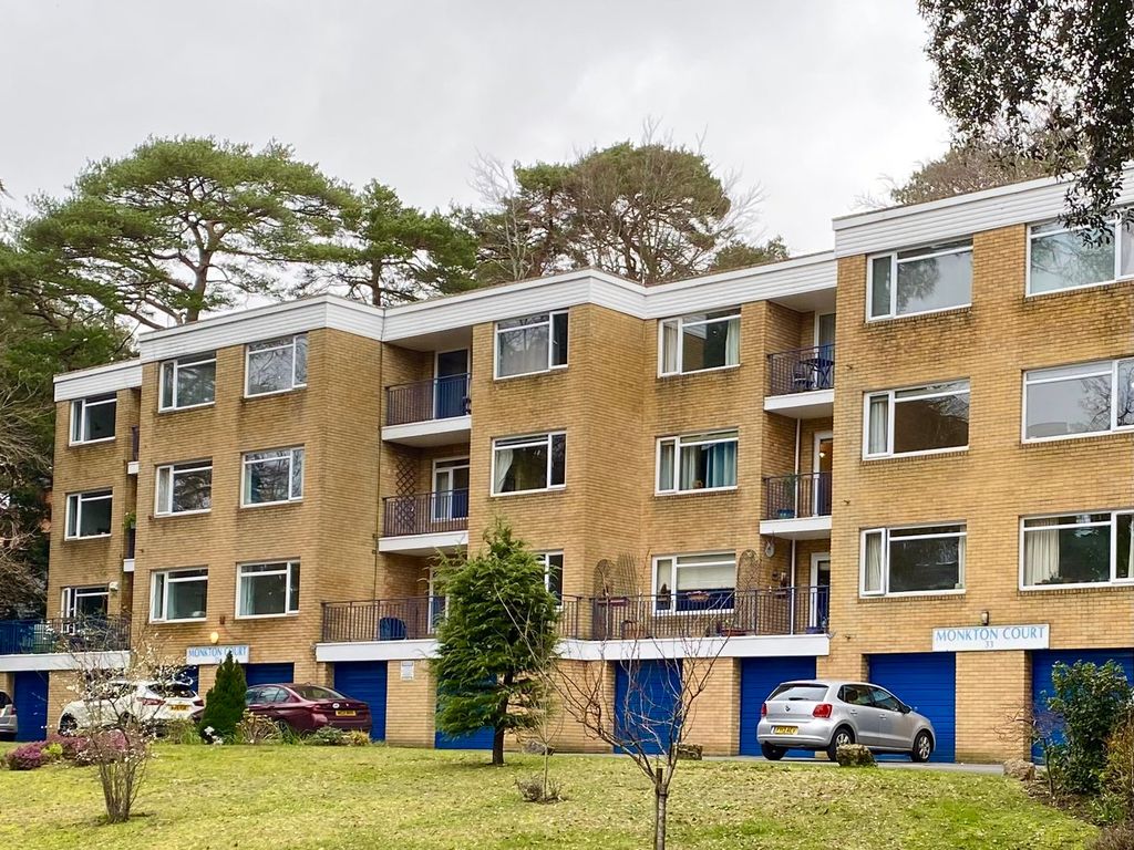 Property photo 3 of 19