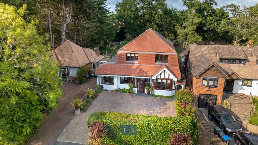 Property photo 1 of 38