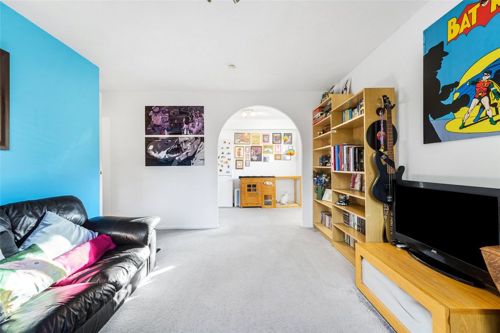 Property photo 3 of 19 Picture No. 13