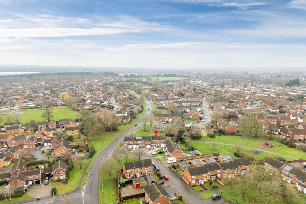 Property photo 2 of 14