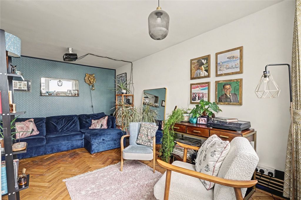 Property photo 3 of 19 Picture No. 20