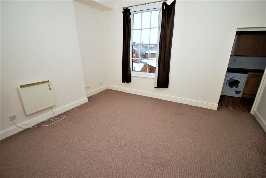 Property photo 2 of 5