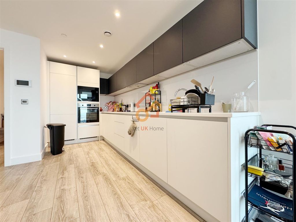 Property photo 3 of 20 ????_2025-11-25_191815_534.Jpg