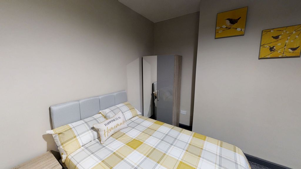 Property photo 1 of 6 R-1