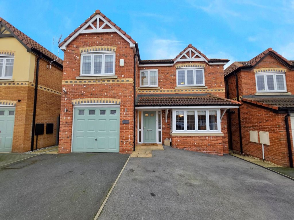 Property photo 1 of 27