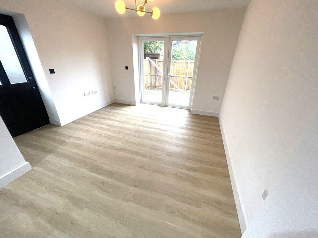 Property photo 1 of 7 Img_6008