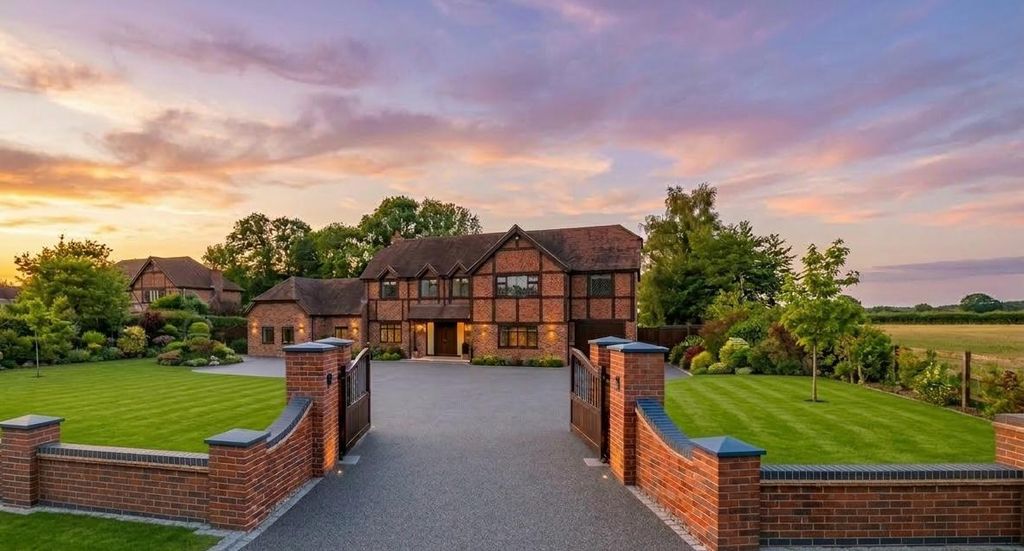 Property photo 1 of 11 4127Ac49-7760-4E9E-9cd4-5815E33E4474.Jpg