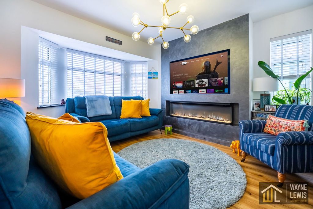 Property photo 2 of 51