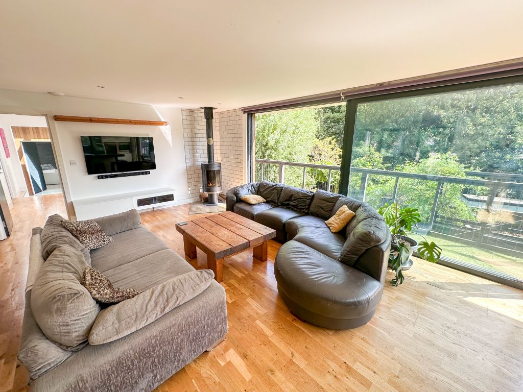 Property photo 2 of 16 Img_1424