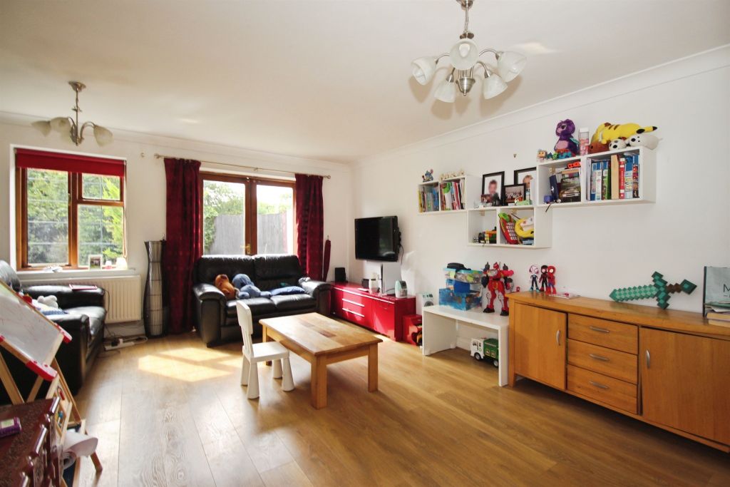 Property photo 2 of 16