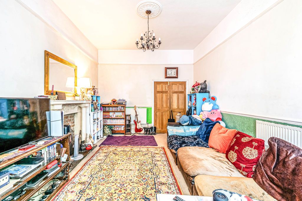 Property photo 3 of 20 Photo 18