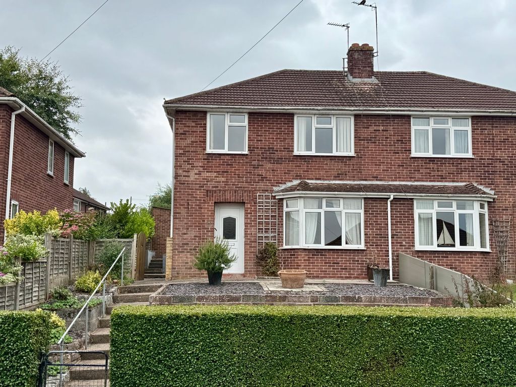 Property photo 1 of 12