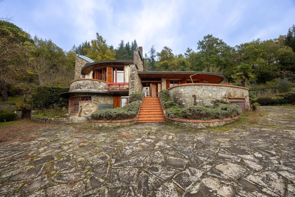 Property photo 1 of 30