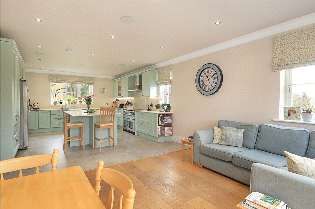 Property photo 3 of 29 Picture No. 05
