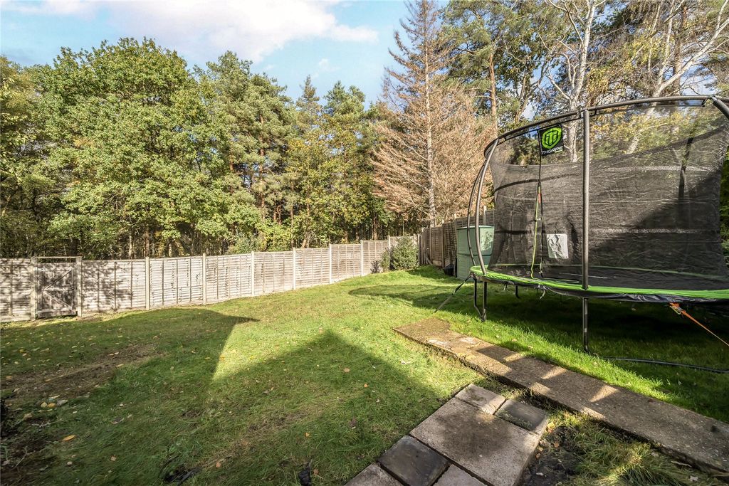 Property photo 3 of 21 Picture 3