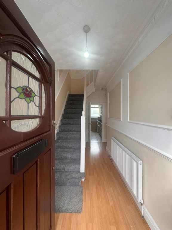 Property photo 1 of 33