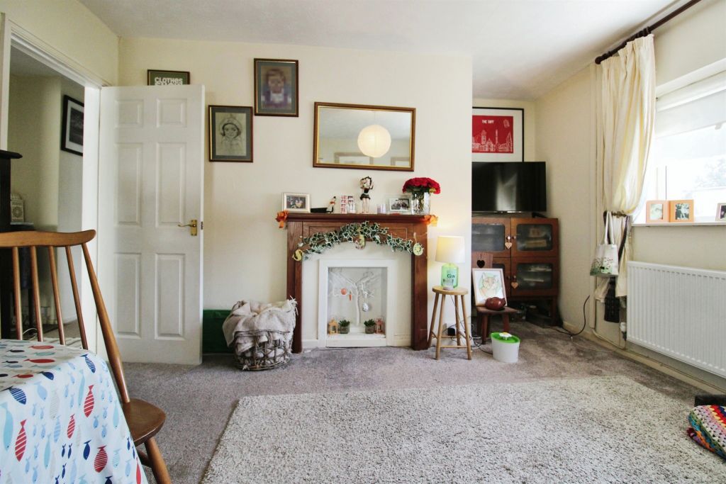 Property photo 3 of 17