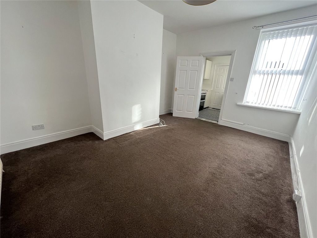 Property photo 2 of 9 Picture No. 02