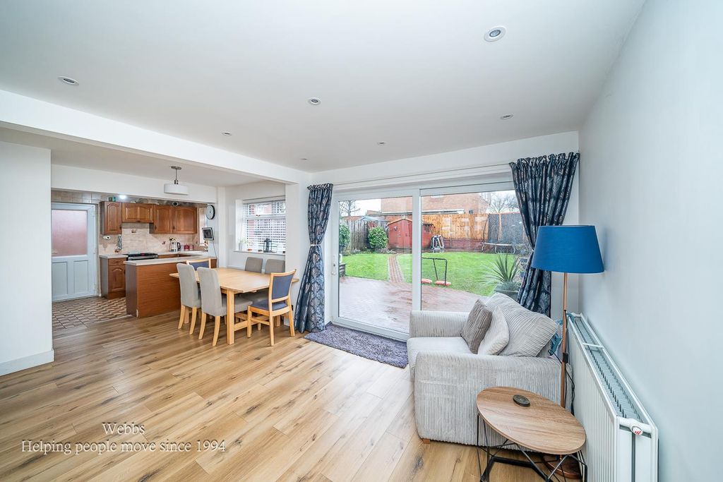 Property photo 2 of 17 Webbs-5.Jpg