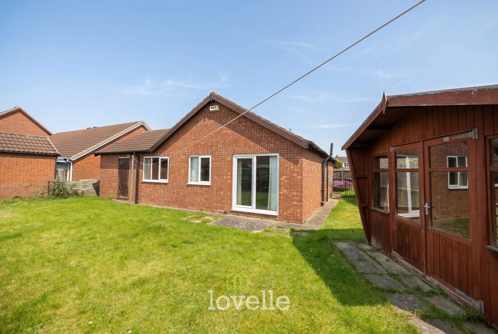 Property photo 2 of 20