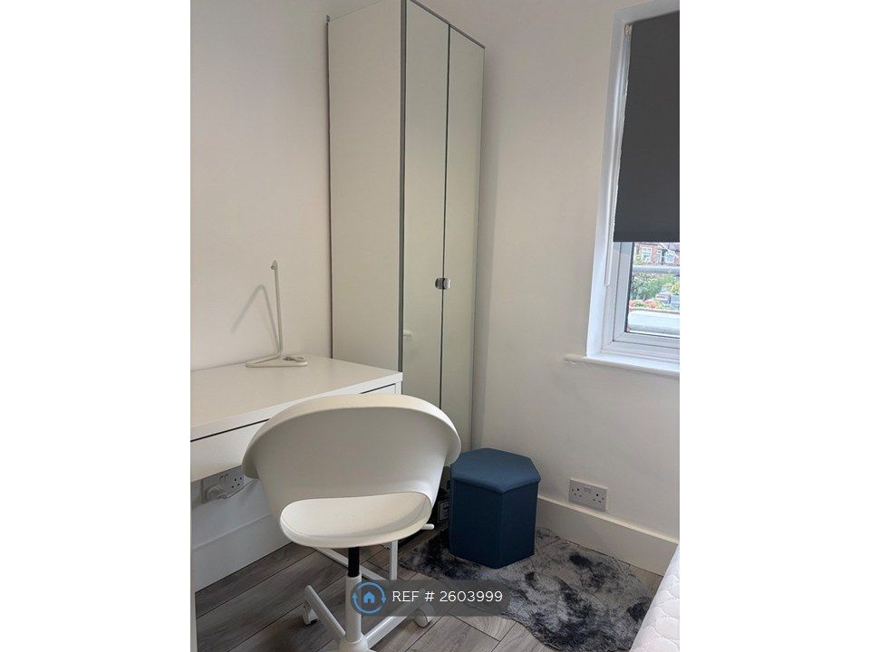 Property photo 3 of 4 Ground Floor Entrance Hall Way