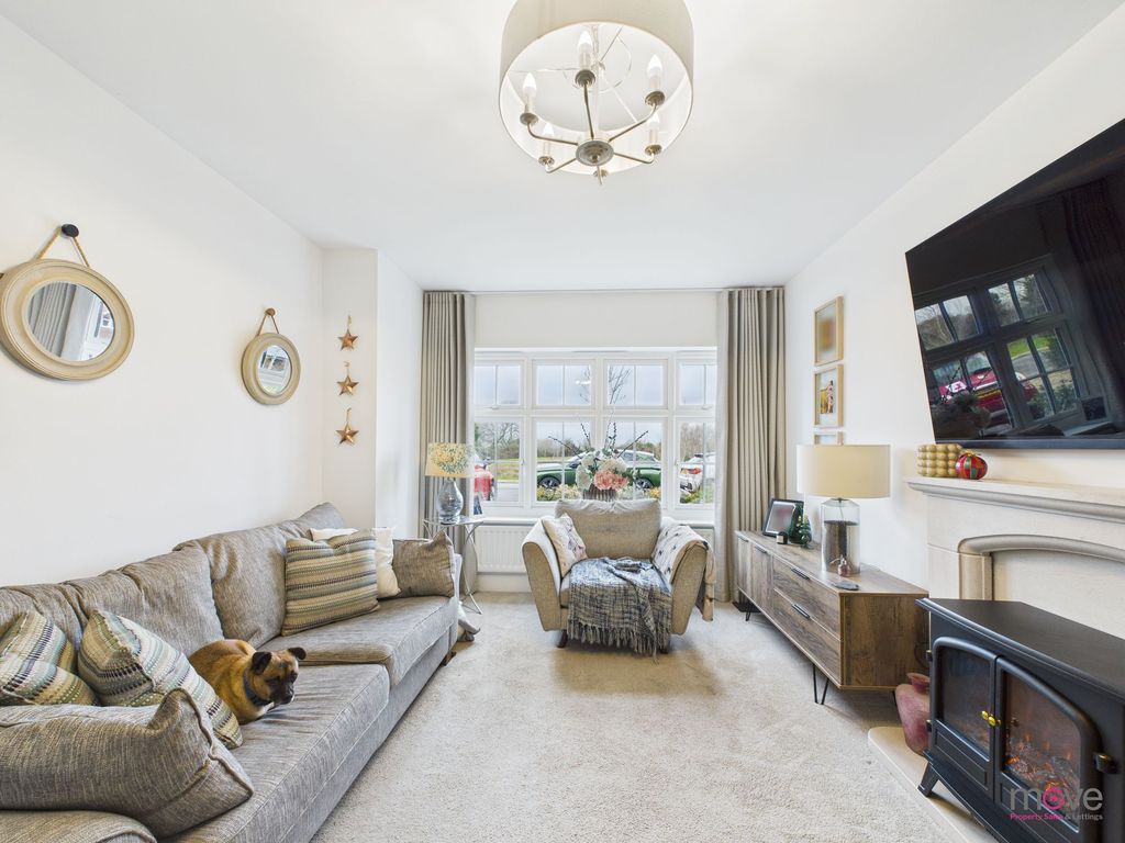 Property photo 2 of 37