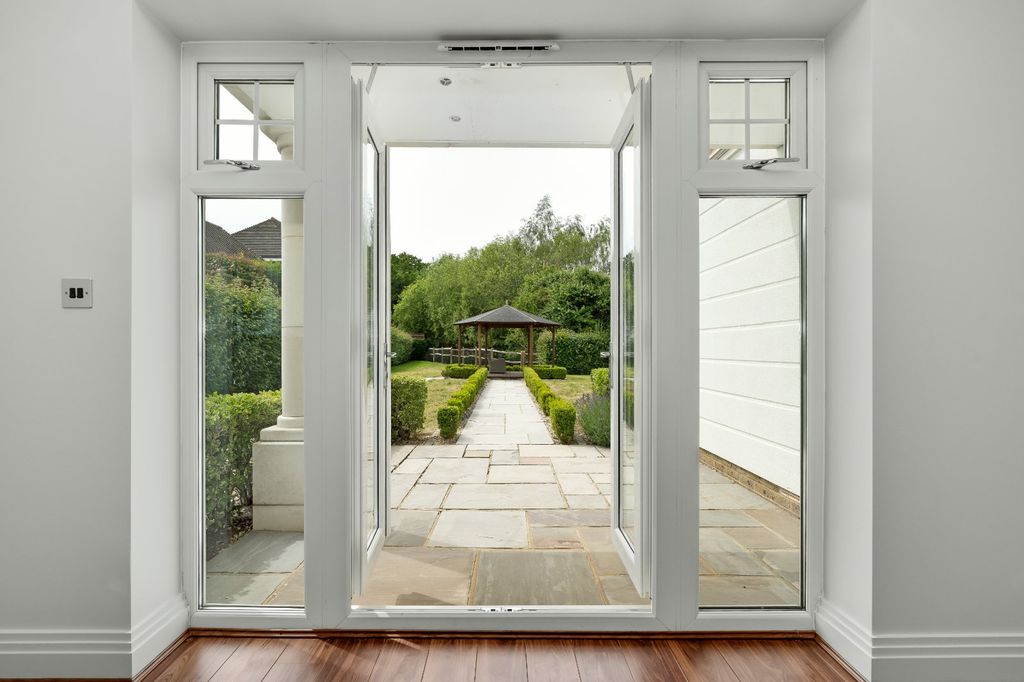 Property photo 3 of 12 Private Terrace