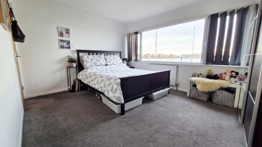 Property photo 3 of 20 Front Bedroom.Jpg