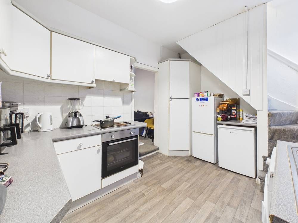 Property photo 3 of 8