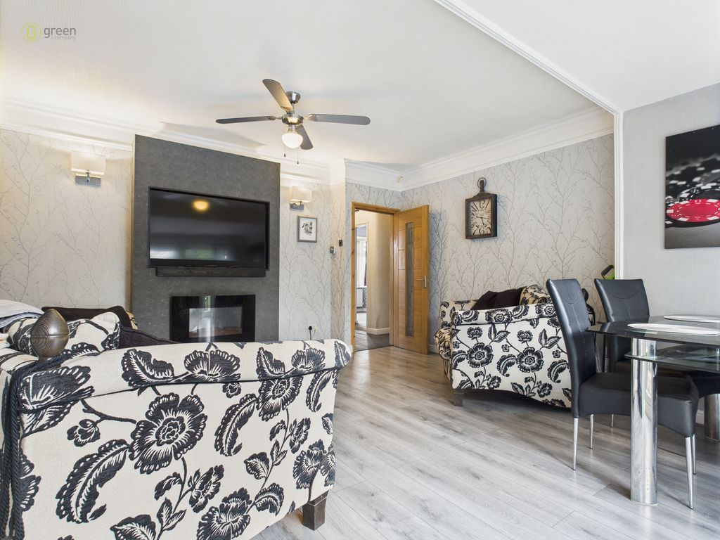 Property photo 2 of 34