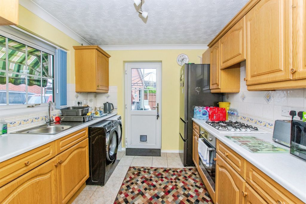 Property photo 3 of 20