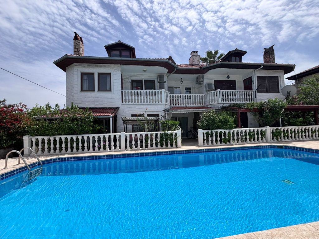 Property photo 1 of 21 Charming Triplex  Villa For Sale In Dalyan - A Traditional Villa With Communal Pool