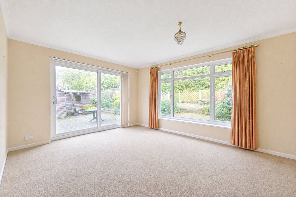 Property photo 3 of 14 Picture No. 25
