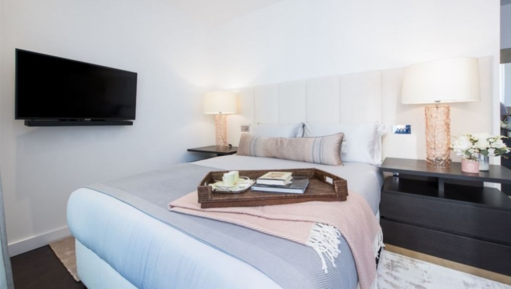 Property photo 2 of 13 Bedroom