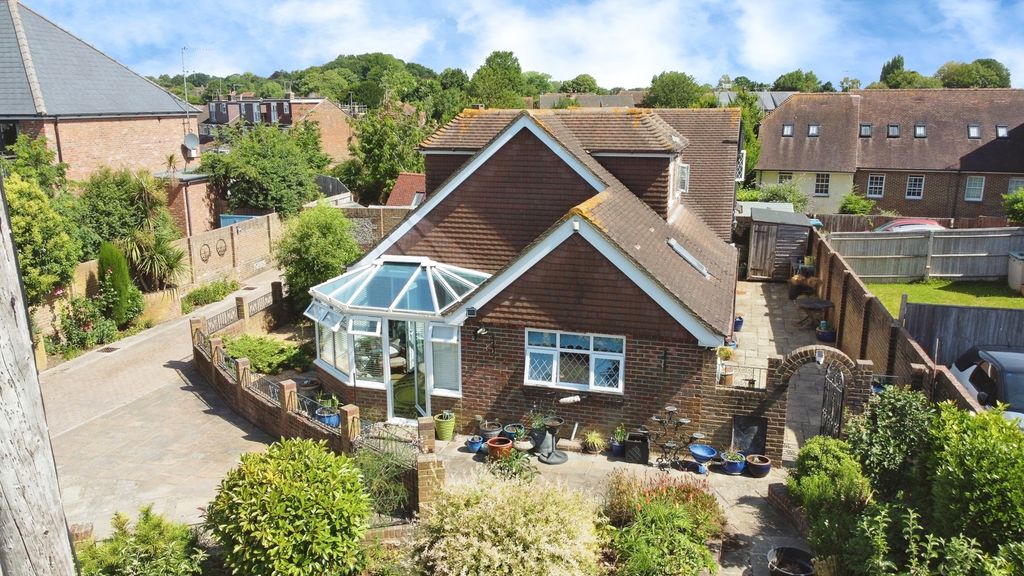 Property photo 1 of 22 Drone