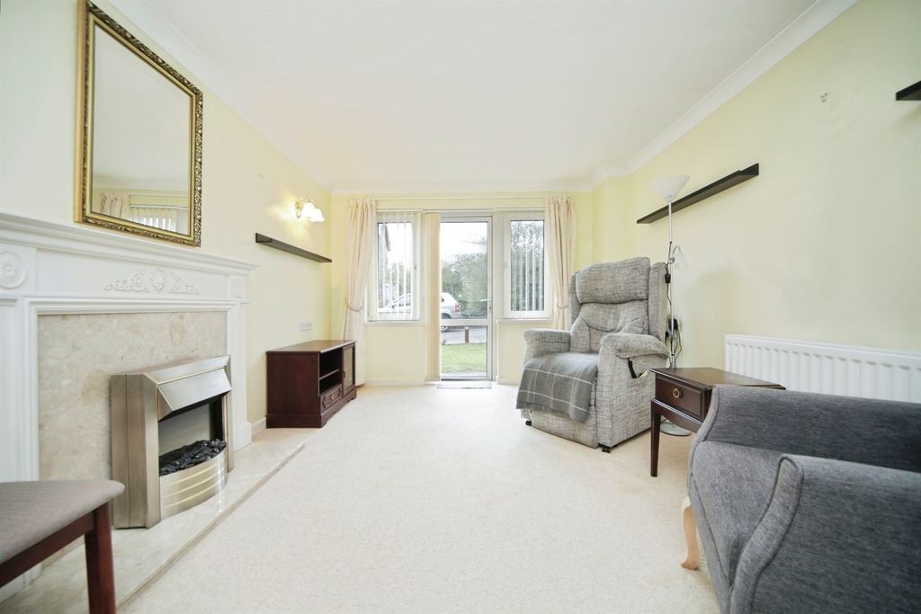 Property photo 2 of 7