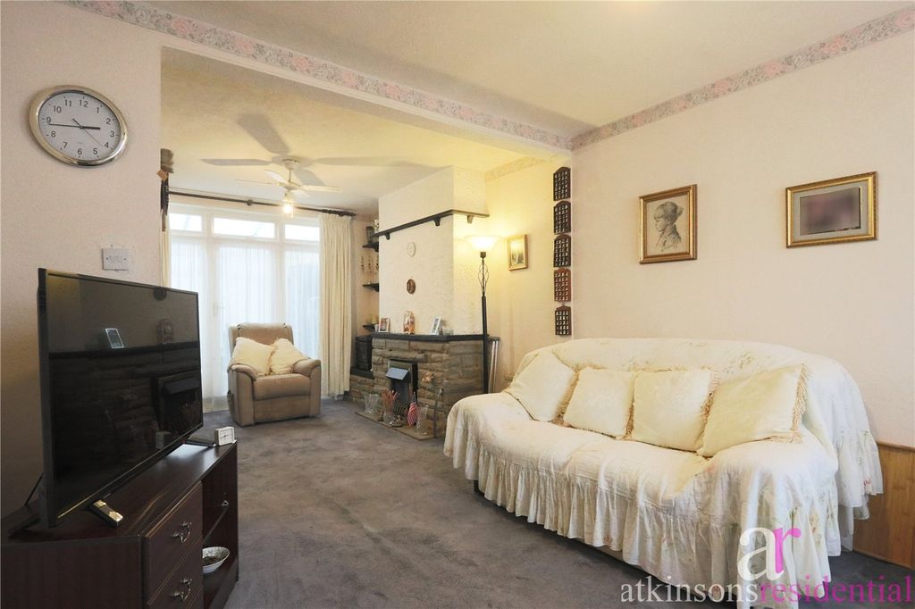 Property photo 3 of 20 Picture No. 09
