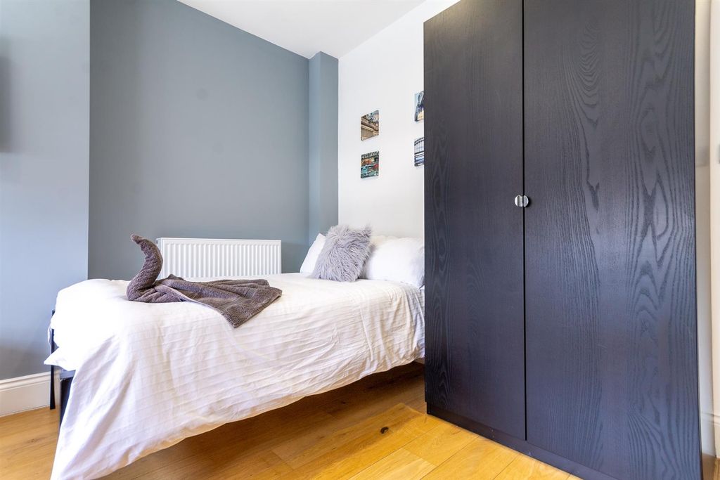 Property photo 2 of 7 Img_8525-Hdr.Jpg