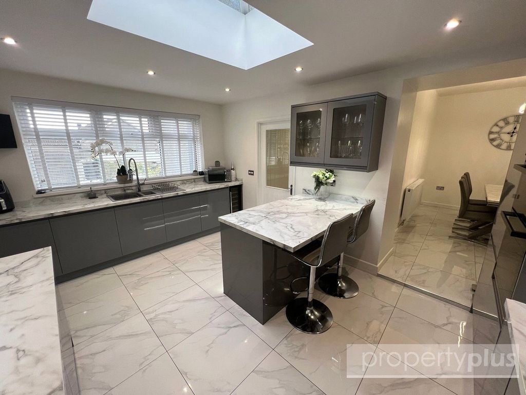 Property photo 1 of 31 Picture No. 29