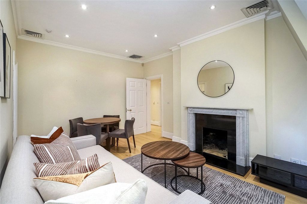 Property photo 3 of 13 Reception Room
