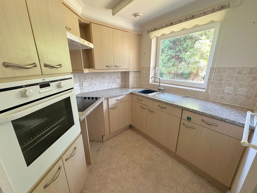 Property photo 3 of 9