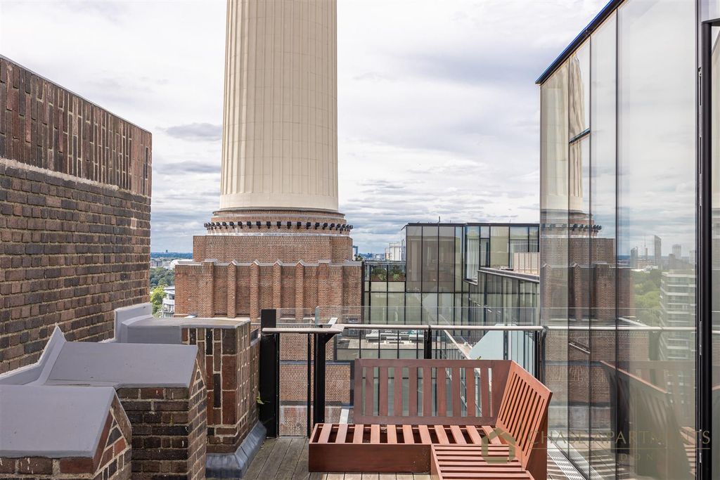 Property photo 3 of 14 Boiler House-Battersea-Power-Station-Sw11.