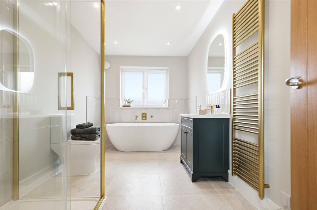 Property photo 3 of 34 Picture No. 08