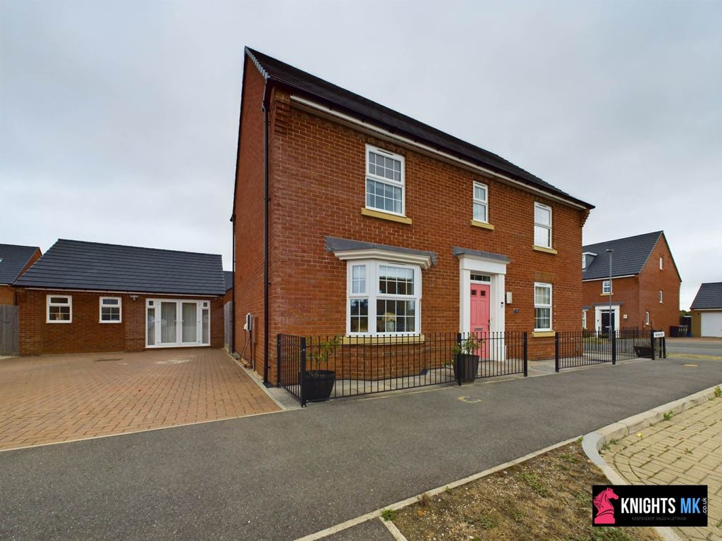 Property photo 1 of 33