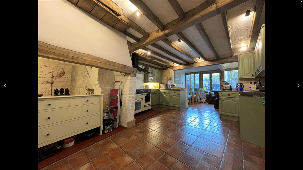 Property photo 1 of 4 Kitchen Diner