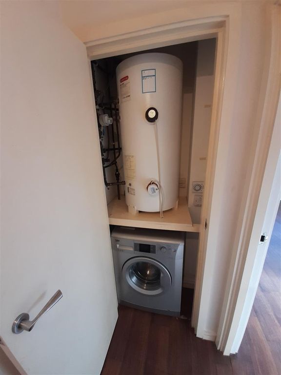 Property photo 3 of 11 Washing Machine Cupboard.Png