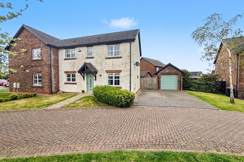 Property photo 2 of 15