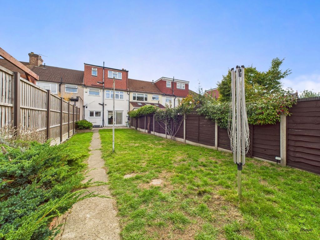 Property photo 3 of 14 Presented By Kevin At Ewemove Bexleyheath And Dart