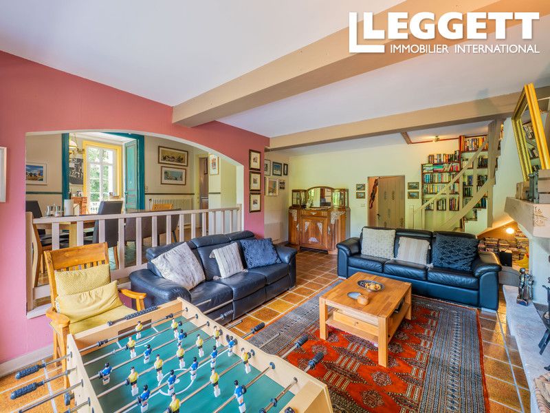 Property photo 3 of 10