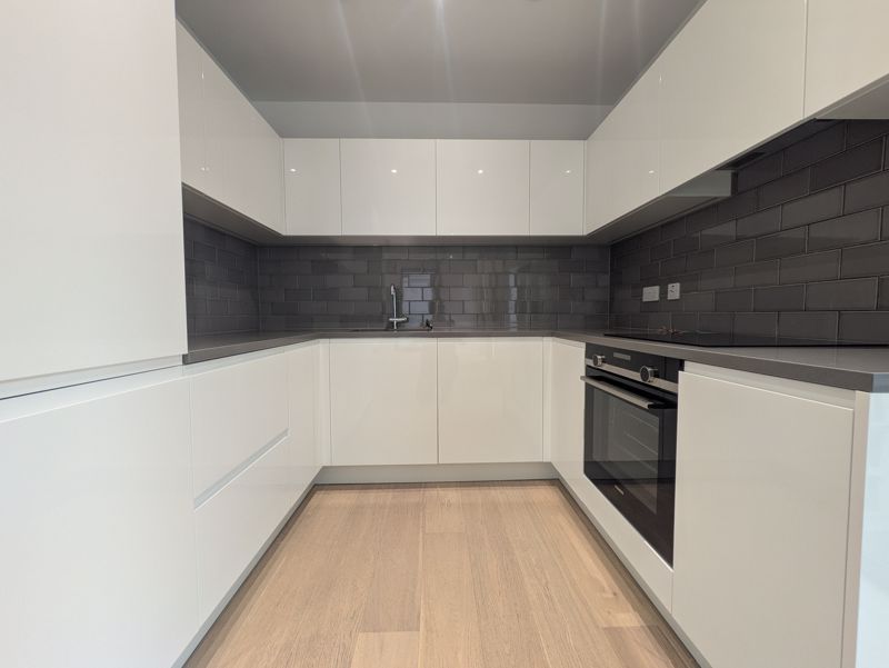 Property photo 2 of 12 Photo 13